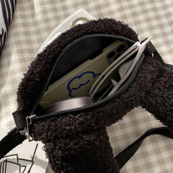 🌟Host Pick🌟 Jiji Black Cat Bag - Picture 3 of 4